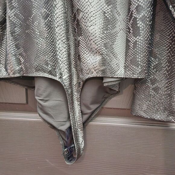 Good American Sz. 2X New with Tags ​Snakeskin Print Faux Leather Bodysuit - Picture 10 of 12